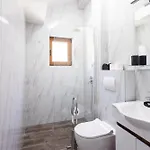 Apart-hotel Nensi 4*