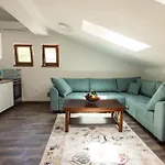 Apart-hotel Nensi