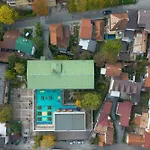 Apart-hotel Nensi