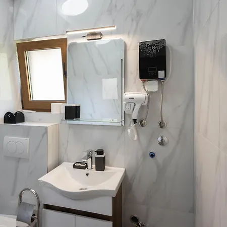 Aparthotel Nensi 4*