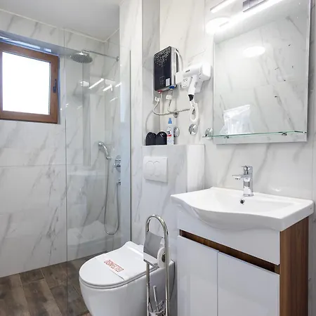 Aparthotel Nensi 4*